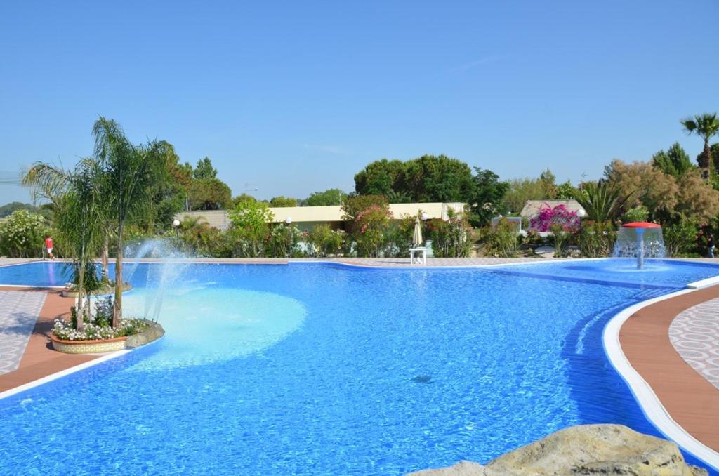 Alessidamo Club Metaponto Hotel Buitenkant foto